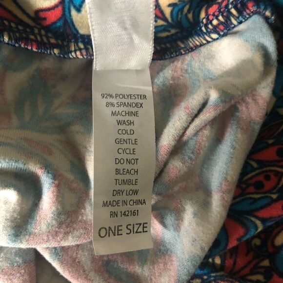 Lularoe red & blue OS Leggings - Picture 3 of 4